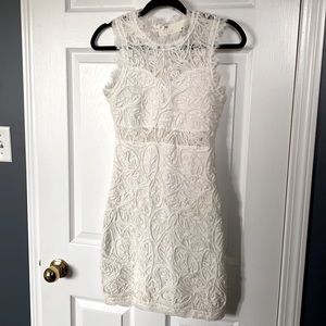 Sans Souci white dress with beautiful details